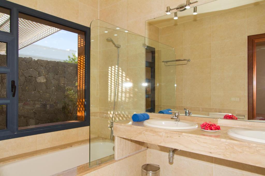 Sun Grove Villas & Spa Playa Blanca  Exteriér fotografie